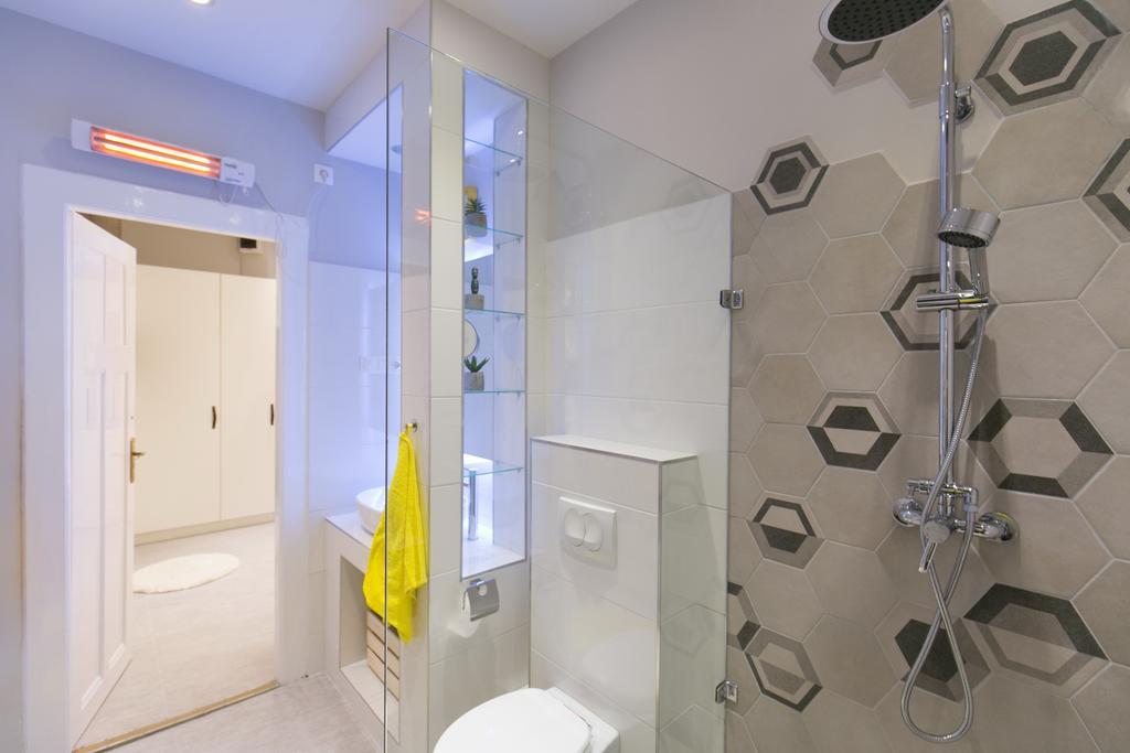 Unique Studio at the Danube Budapest Extérieur photo